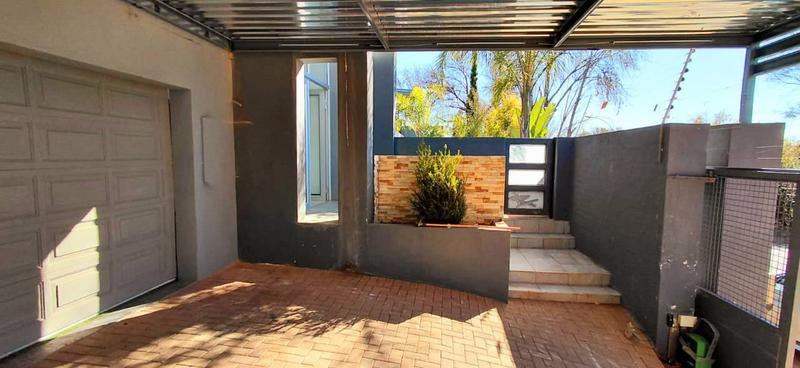 4 Bedroom Property for Sale in Dan Pienaar Free State